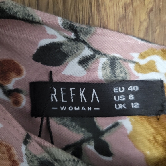 Refka women's dress - Picture 4 of 4